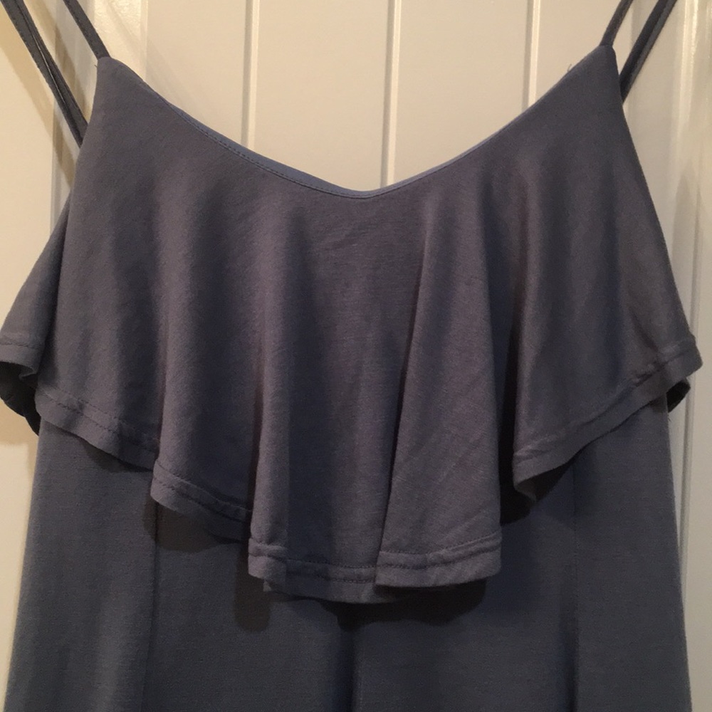 She and sky gray dress - Picture 2 of 6